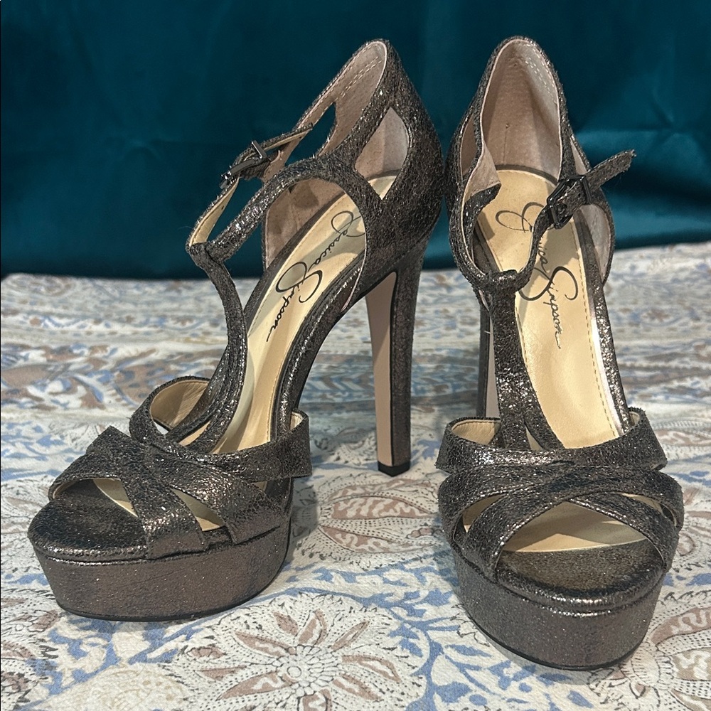 NWT Jessica Simpson Metallic Strappy Heels